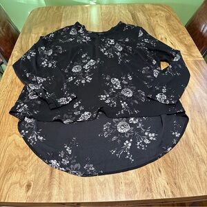 Torrid Black Floral Pullover Long Sleeve V-Neck Blouse Top Womens Plus Size 2
